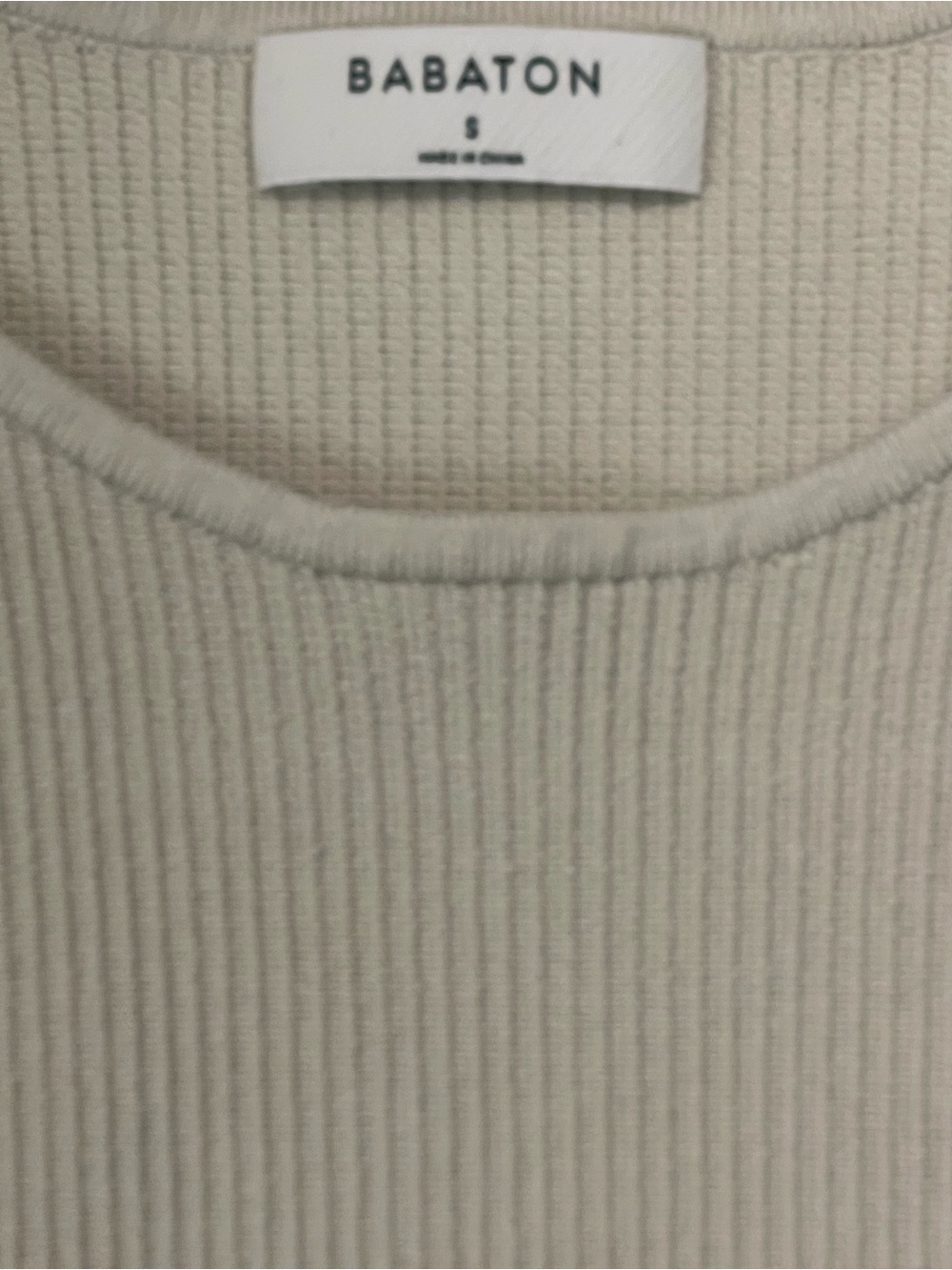 Aritzia BABATON Sculpt Knit Racer Cropped Tank Cree Neck Cream Color Small - Picture 4 of 11